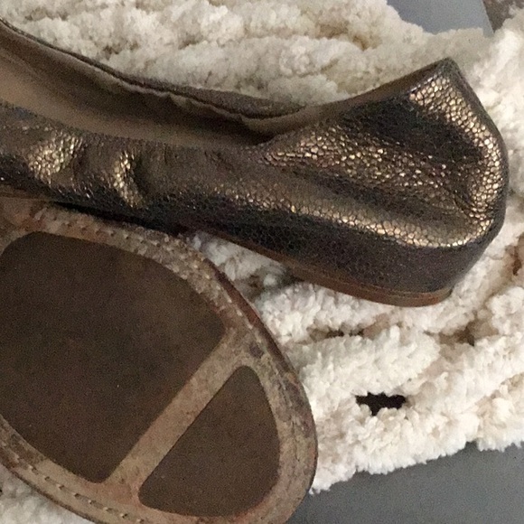 Eileen Fisher bronze flat Una hidden wedge - Picture 5 of 5